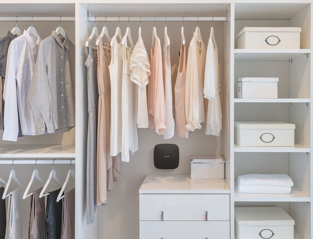 Ajax Hub 2 (4G) Jeweller Schwarz Detailansicht Bild 7 | EPS